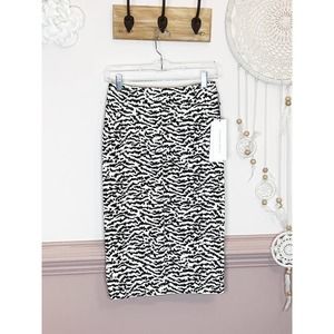Veronica Beard Black White Pencil Midi Skirt Size 2 NWT
